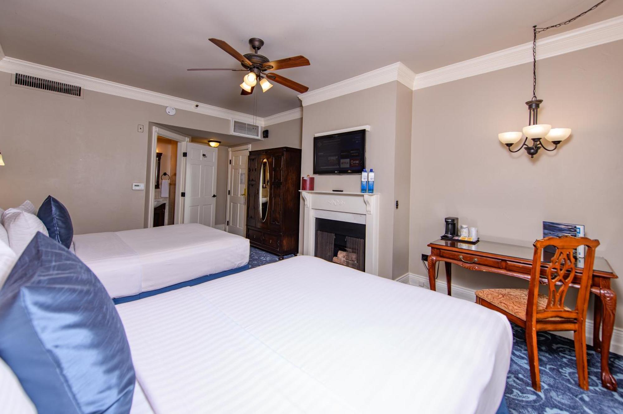 Hotel Horton Grand San Diego