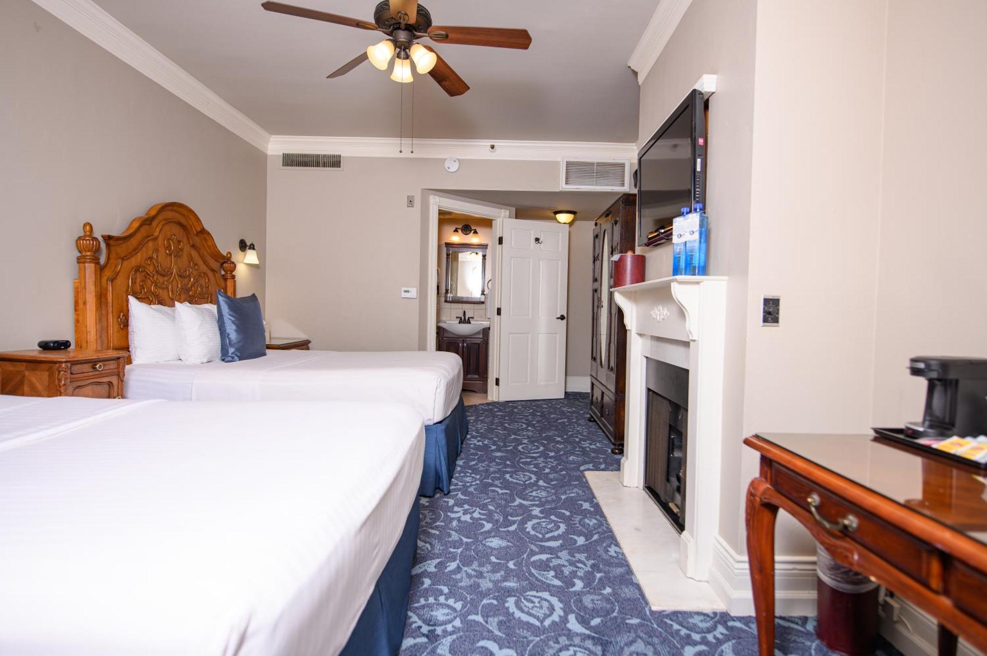 Horton Grand Hotel San Diego