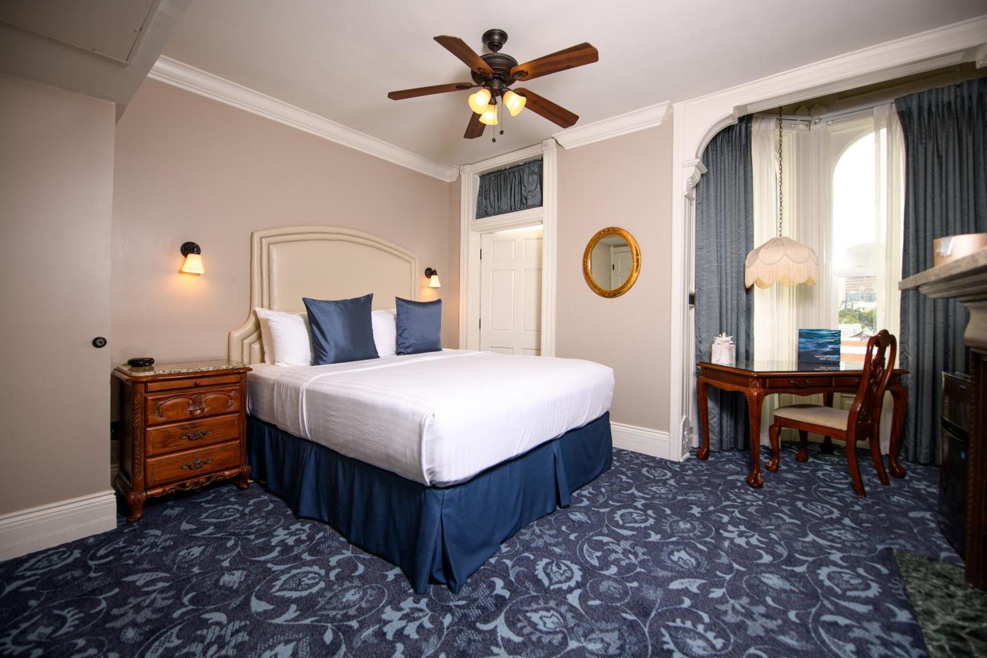 Horton Grand Hotel San Diego