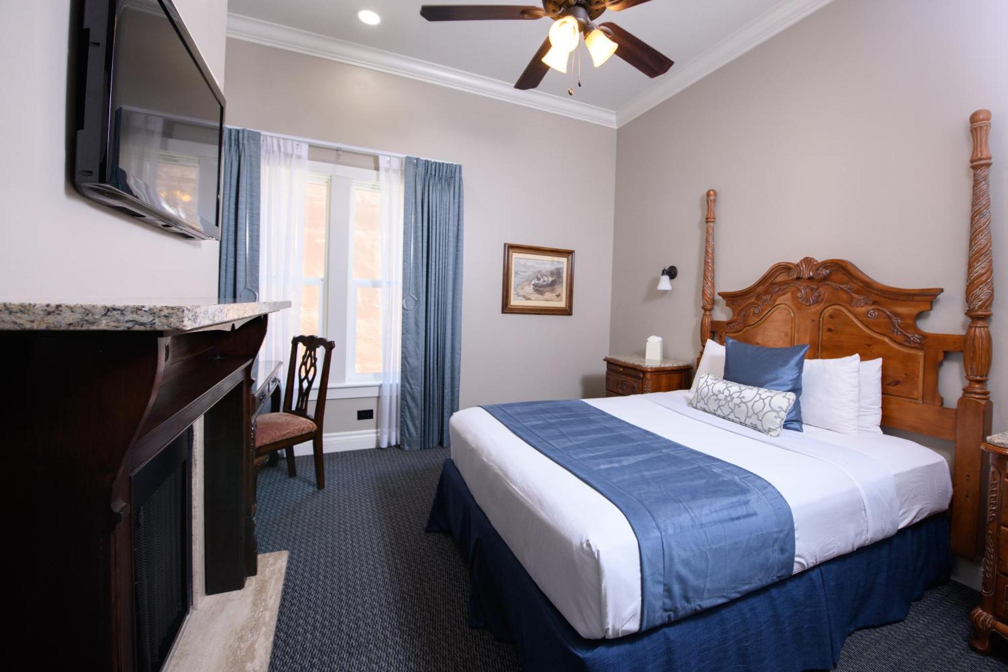 Hotel Horton Grand San Diego